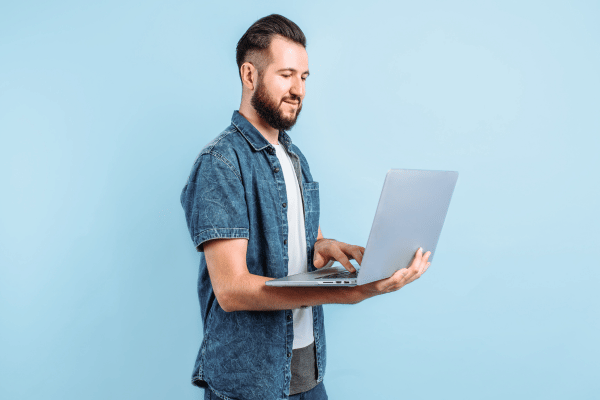 estudios para trabajar en Correos